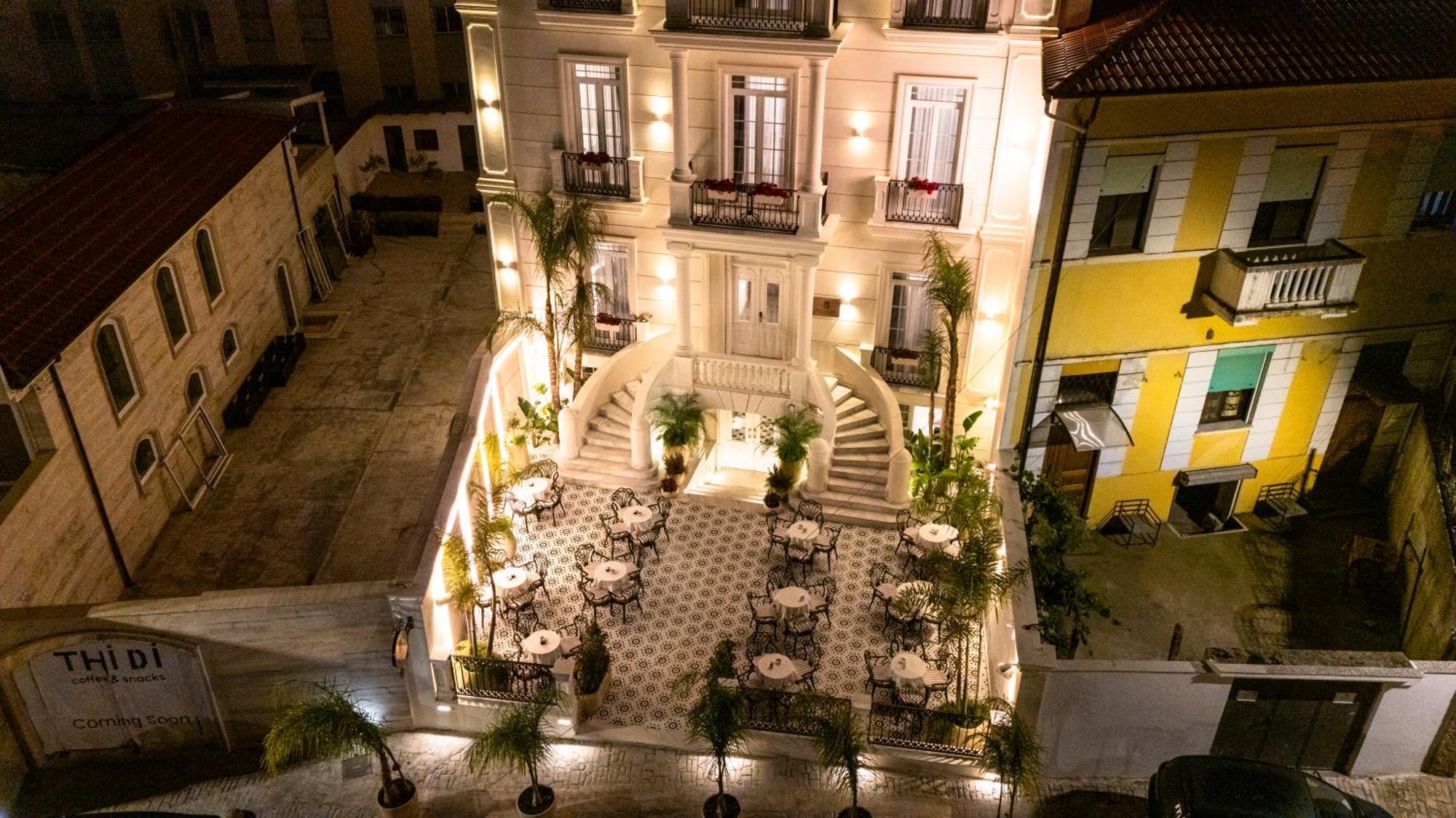 Art Gallery Boutique Hotel Durres Exterior photo
