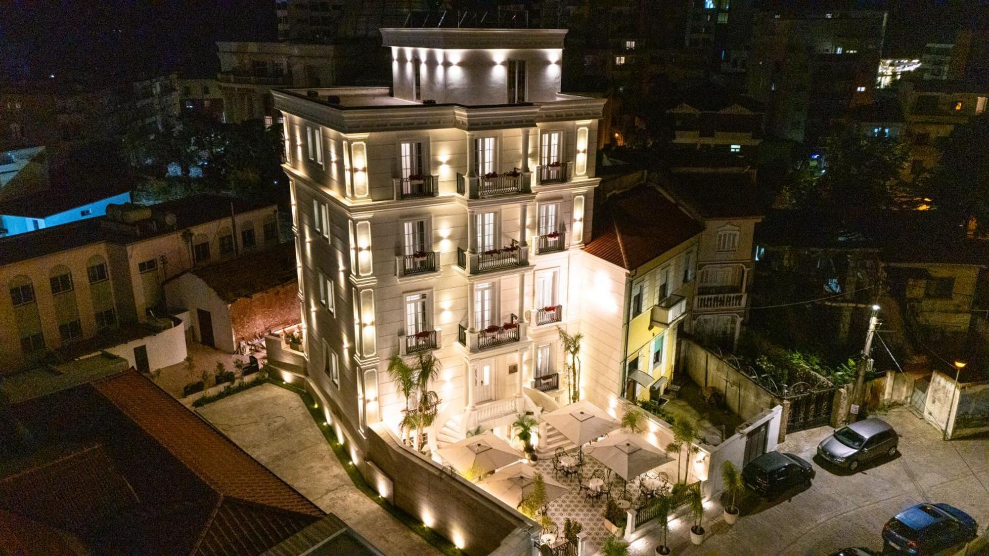 Art Gallery Boutique Hotel Durres Exterior photo