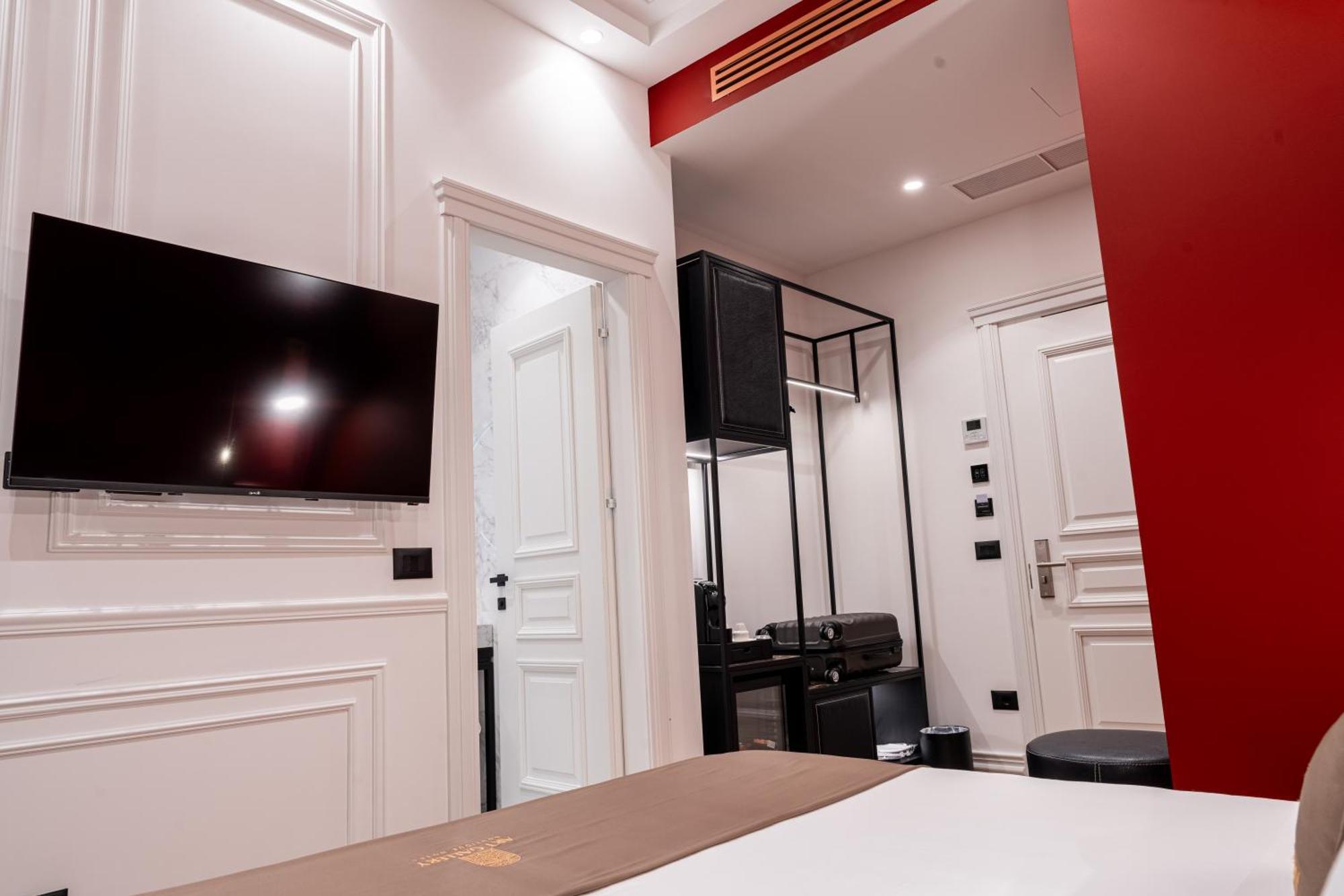 Art Gallery Boutique Hotel Durres Exterior photo